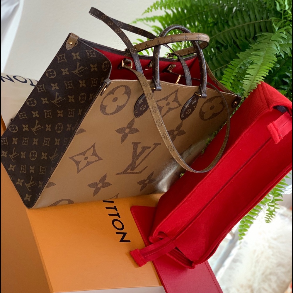 💕 LV Onthego GM w/ mono straps - Picture 7 of 17